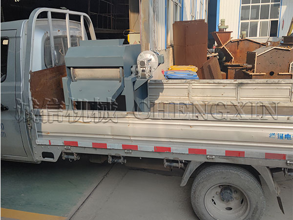 4060小型干式磁選機發(fā)貨江蘇